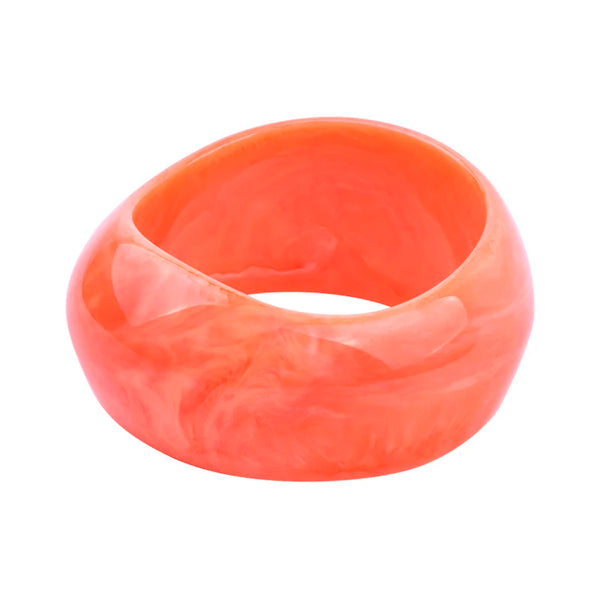 This Colorful Wide Geometric Resin Bangle is perfect for making a statement. Constructed and designed in high-quality resin that is lightweight and durable.
