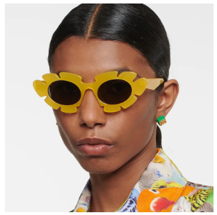 Enhance your style with these Flare Flower Eye Sunglasses. This halo flower silhouette enhances the delicate glamour of these italian styled sunglasses. Bringing playful charm.