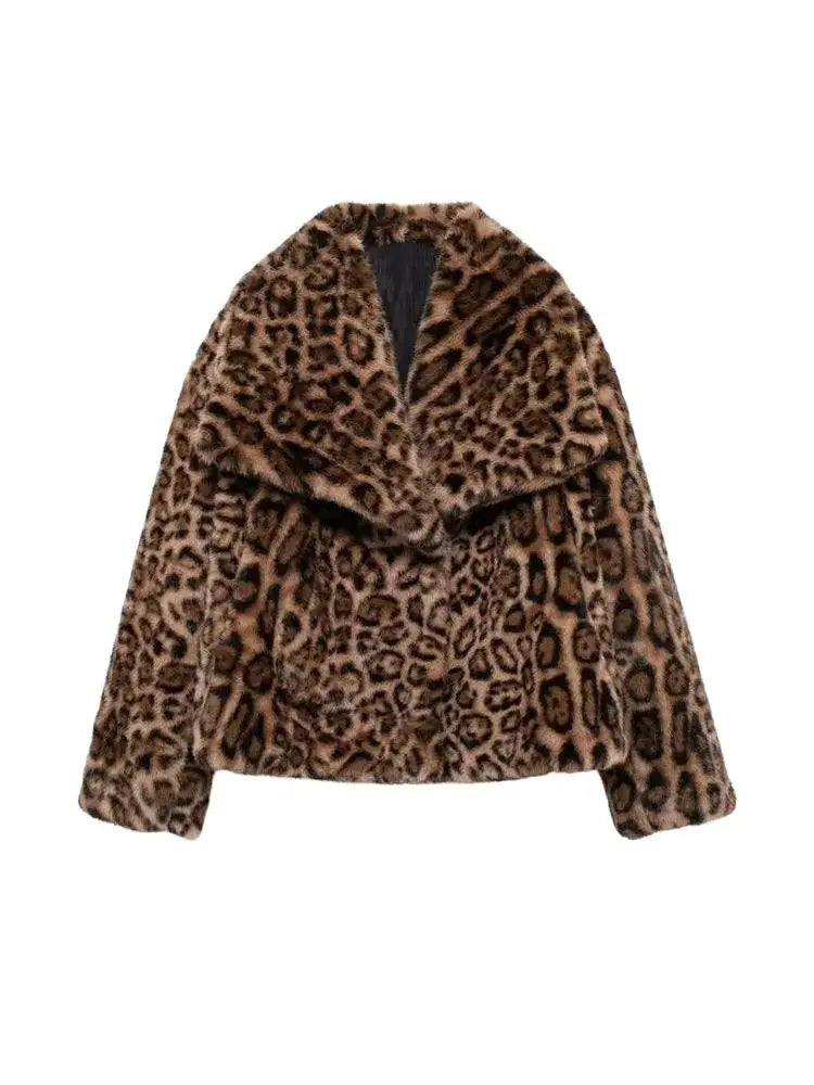 Henna Cropped Leopard Faux Fur Jacket in chocolate brown and tan. Warm, lined jacket with a lapel collar and long sleeves. Faux fur with distinction animal print and speckle detail.