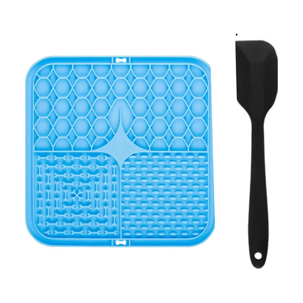 Silicone pet, cat and dog lick mat with spatula for feeding and treats