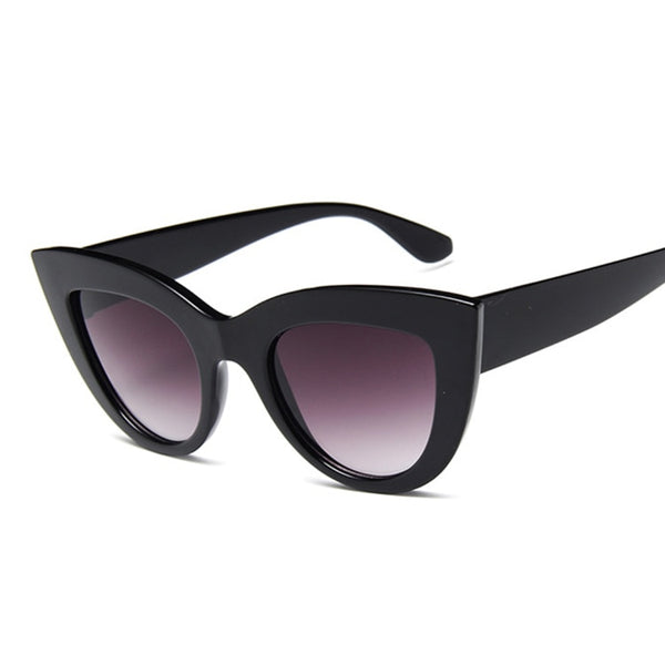 Gemma Ultra Cats Eye sunglasses are vintage, retro style. These vintage shield shape sunglasses are suitable for anywhere. Make a statement with these stylish oval shades.
