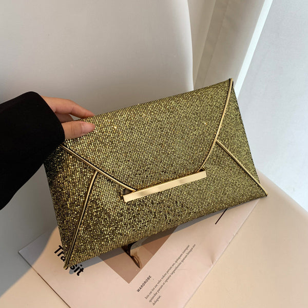The Snake Pattern Envelope Clutch Sis a flat, lined envelope clutch bag with colored alligator snake pattern. Magnetic metal tab closure. In 100 Percent PU eco leather.limline, lined envelope clutch bag with colored alligator snake pattern. Thin metal tab closure. For everyday occasions, night life, parties and celebrations. Looks sharp, sleak and modern.