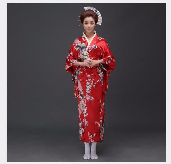 Japanese Yukata Kimono - Source.At