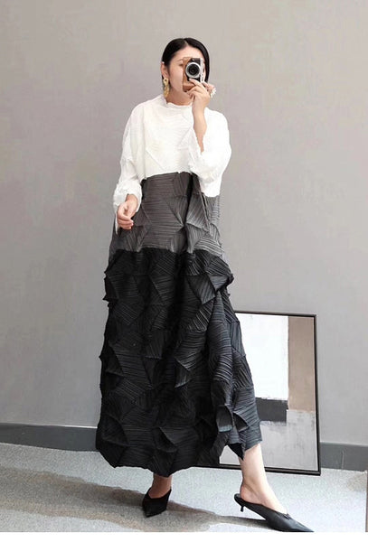 Juno Pleat Seamless crinkle cut Geometric Dress